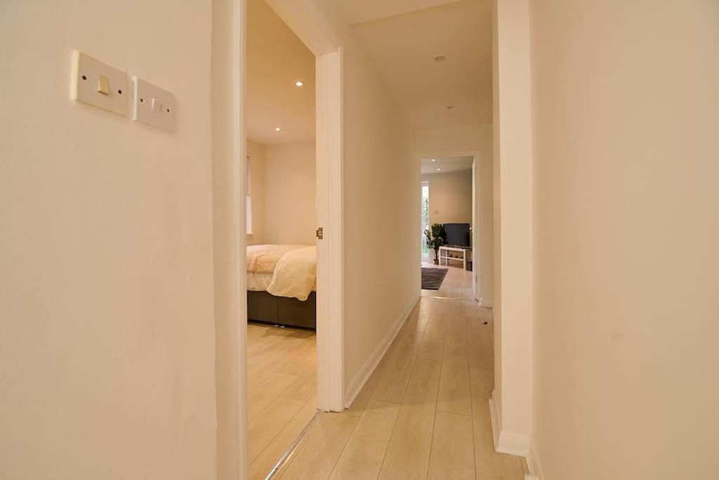 Fabulous 3 Bed Nw London Apartment With Private Garden المظهر الخارجي الصورة