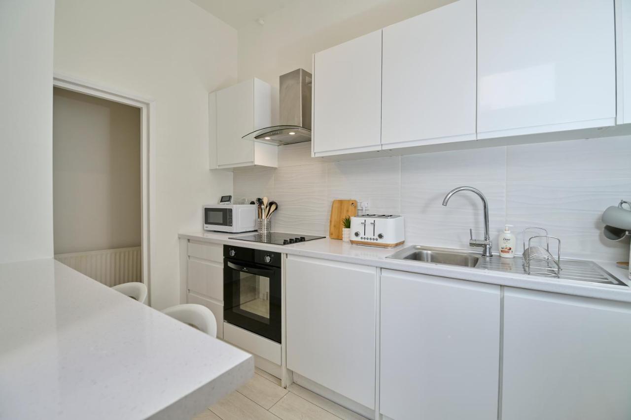 Fabulous 3 Bed Nw London Apartment With Private Garden المظهر الخارجي الصورة