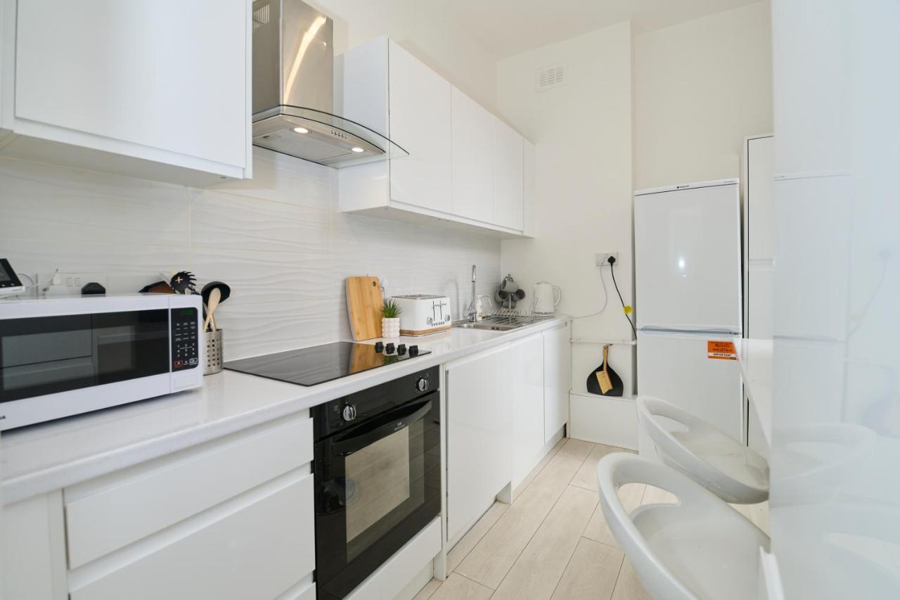 Fabulous 3 Bed Nw London Apartment With Private Garden المظهر الخارجي الصورة